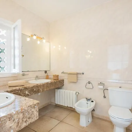 Villa Ponent Galdana - *